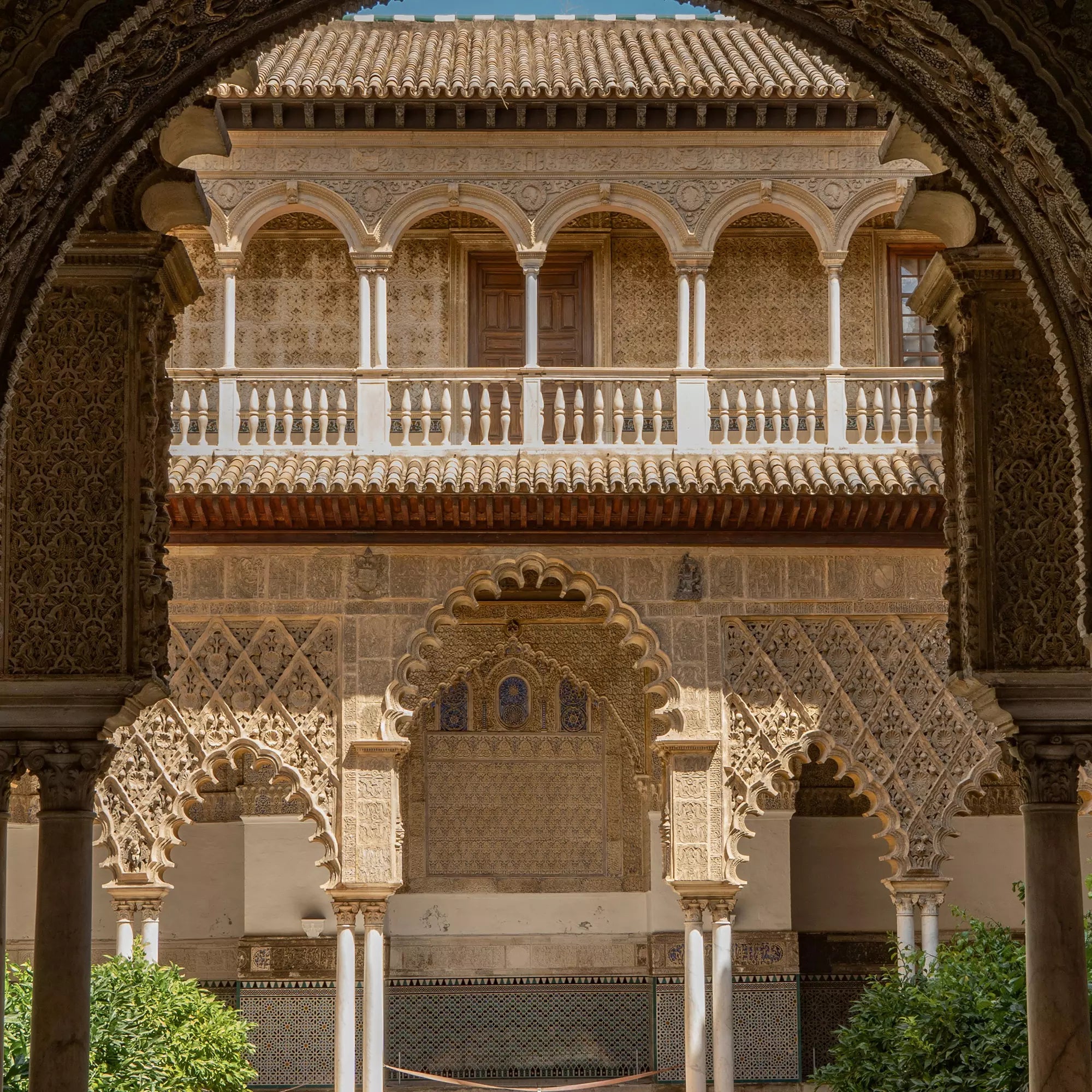 Andalusian Calligraphy and Islamic Art in Modern Journal Design